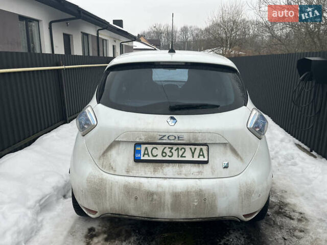 Білий Рено Зое, об'ємом двигуна 0 л та пробігом 133 тис. км за 4500 $, фото 4 на Automoto.ua