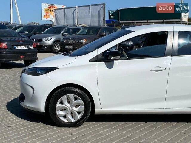 Білий Рено Зое, об'ємом двигуна 0 л та пробігом 91 тис. км за 6940 $, фото 1 на Automoto.ua