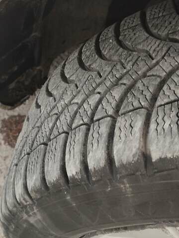 Белый Рено Зое, объемом двигателя 0 л и пробегом 94 тыс. км за 7600 $, фото 9 на Automoto.ua