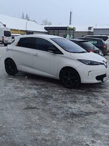 Білий Рено Зое, об'ємом двигуна 0 л та пробігом 270 тис. км за 5700 $, фото 4 на Automoto.ua