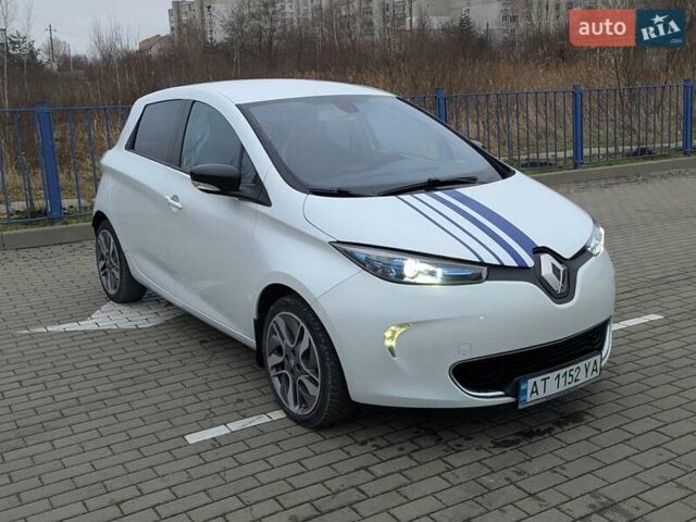 Білий Рено Зое, об'ємом двигуна 0 л та пробігом 85 тис. км за 6995 $, фото 5 на Automoto.ua