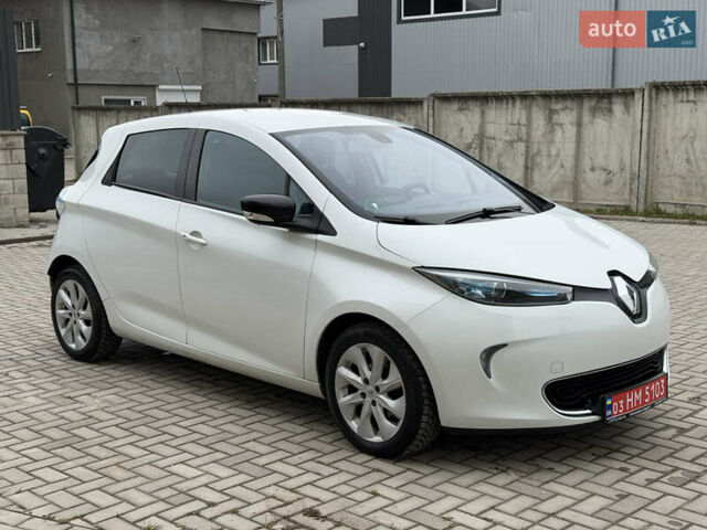 Білий Рено Зое, об'ємом двигуна 0 л та пробігом 154 тис. км за 6350 $, фото 2 на Automoto.ua