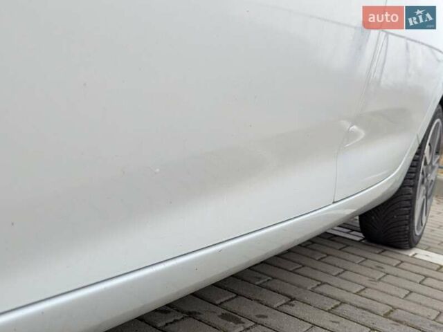 Білий Рено Зое, об'ємом двигуна 0 л та пробігом 85 тис. км за 6995 $, фото 6 на Automoto.ua