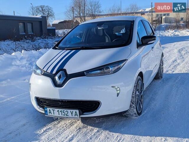 Білий Рено Зое, об'ємом двигуна 0 л та пробігом 85 тис. км за 6995 $, фото 30 на Automoto.ua