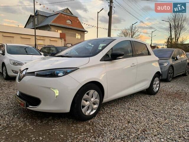 Білий Рено Зое, об'ємом двигуна 0 л та пробігом 90 тис. км за 6499 $, фото 7 на Automoto.ua