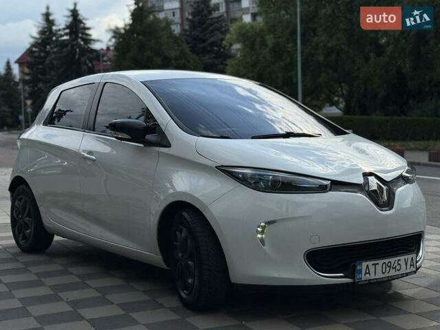 Білий Рено Зое, об'ємом двигуна 0 л та пробігом 93 тис. км за 9000 $, фото 2 на Automoto.ua