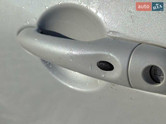 Білий Рено Зое, об'ємом двигуна 0 л та пробігом 85 тис. км за 6995 $, фото 44 на Automoto.ua