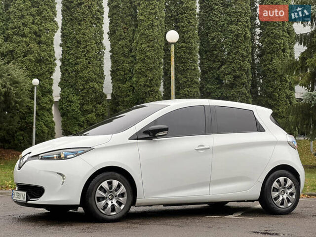 Белый Рено Зое, объемом двигателя 0 л и пробегом 82 тыс. км за 6900 $, фото 14 на Automoto.ua