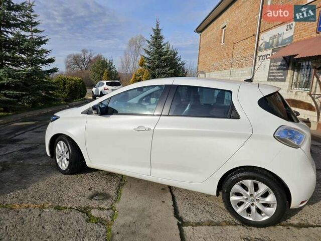 Білий Рено Зое, об'ємом двигуна 0 л та пробігом 99 тис. км за 6490 $, фото 6 на Automoto.ua