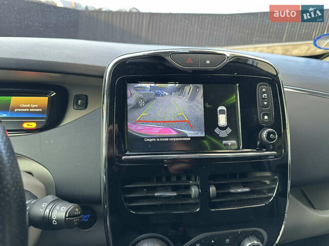 Рено Зое 2015 у Тернополі на Automoto.ua Білий Рено Зое, об'ємом двигуна 0 л та пробігом 159 тис. км за 6400 $, фото 8 на Automoto.ua