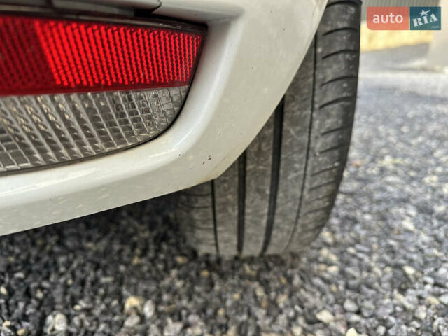 Рено Зое 2015 у Тернополі на Automoto.ua Білий Рено Зое, об'ємом двигуна 0 л та пробігом 159 тис. км за 6400 $, фото 14 на Automoto.ua