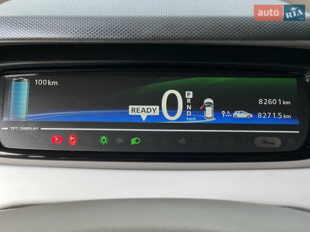 Белый Рено Зое, объемом двигателя 0 л и пробегом 82 тыс. км за 6900 $, фото 22 на Automoto.ua