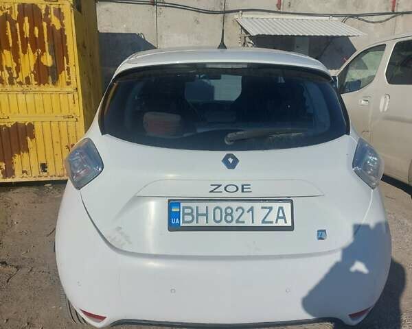 Рено Зое 2015 у Одесі на Automoto.ua Білий Рено Зое, об'ємом двигуна 0 л та пробігом 170 тис. км за 5000 $, фото 5 на Automoto.ua