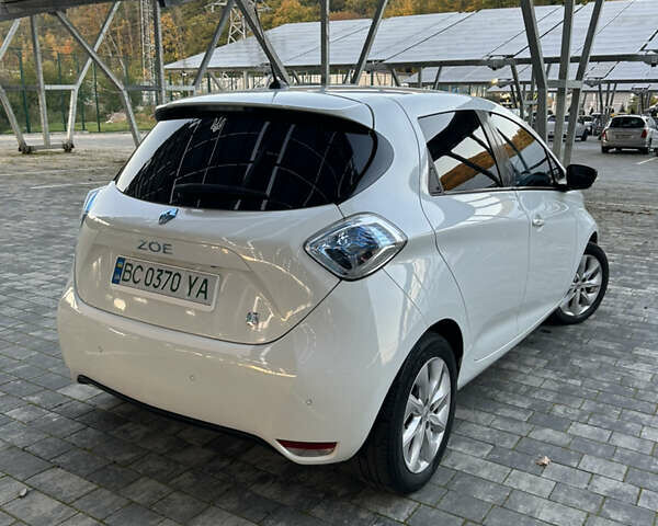 Білий Рено Зое, об'ємом двигуна 0 л та пробігом 97 тис. км за 7990 $, фото 6 на Automoto.ua