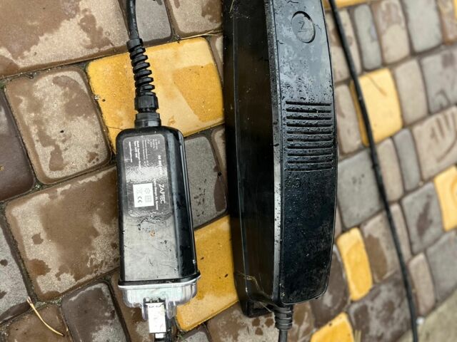 Белый Рено Зое, объемом двигателя 0 л и пробегом 136 тыс. км за 6550 $, фото 8 на Automoto.ua