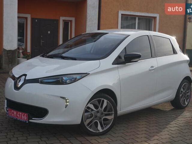 Белый Рено Зое, объемом двигателя 0 л и пробегом 86 тыс. км за 7200 $, фото 1 на Automoto.ua