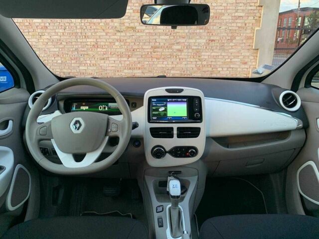 Рено Зое 2015 в Коломые на Automoto.ua Белый Рено Зое, объемом двигателя 0 л и пробегом 90 тыс. км за 6499 $, фото 15 на Automoto.ua