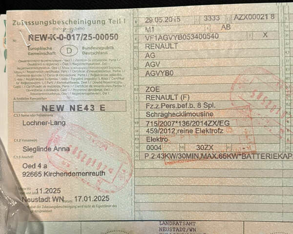 Белый Рено Зое, объемом двигателя 0 л и пробегом 94 тыс. км за 6200 $, фото 10 на Automoto.ua