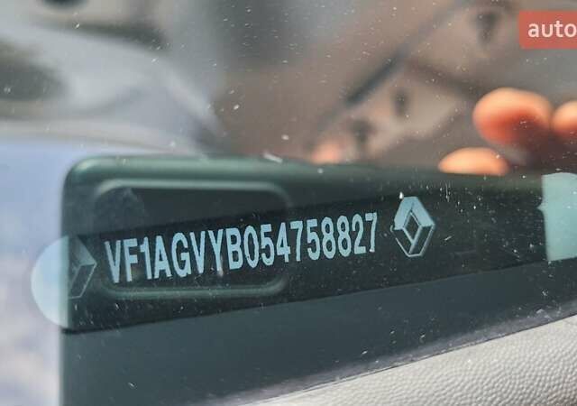 Белый Рено Зое, объемом двигателя 0 л и пробегом 113 тыс. км за 7200 $, фото 26 на Automoto.ua