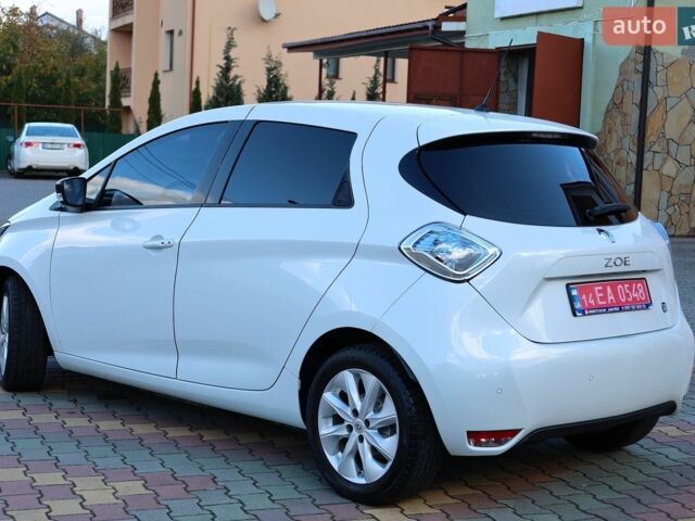 Белый Рено Зое, объемом двигателя 0 л и пробегом 142 тыс. км за 7555 $, фото 10 на Automoto.ua