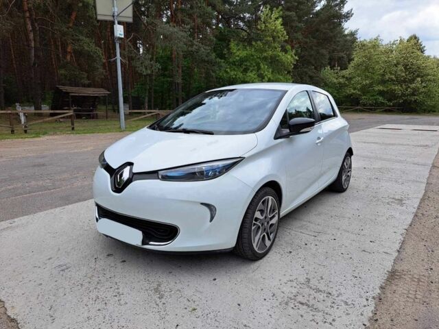Белый Рено Зое, объемом двигателя 0 л и пробегом 65 тыс. км за 8500 $, фото 3 на Automoto.ua