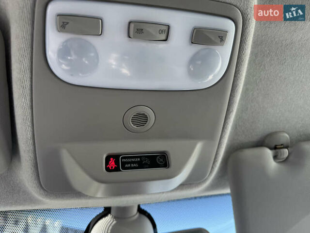 Білий Рено Зое, об'ємом двигуна 0 л та пробігом 98 тис. км за 6900 $, фото 61 на Automoto.ua