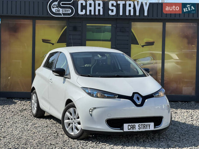 Білий Рено Зое, об'ємом двигуна 0 л та пробігом 98 тис. км за 6900 $, фото 1 на Automoto.ua