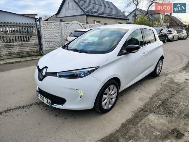 Білий Рено Зое, об'ємом двигуна 0 л та пробігом 40 тис. км за 6900 $, фото 1 на Automoto.ua