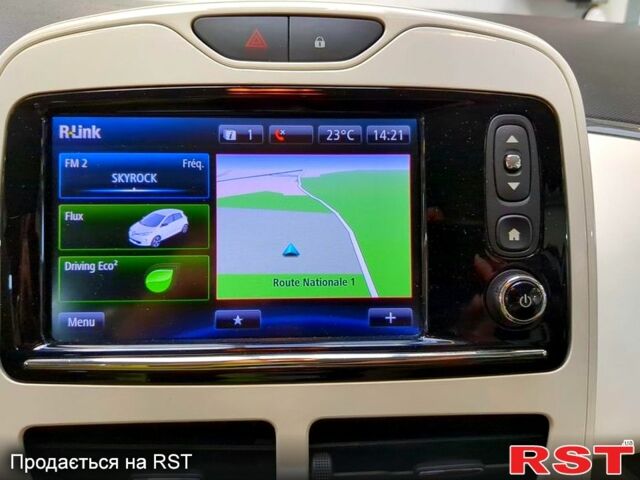 Білий Рено Зое, об'ємом двигуна 0 л та пробігом 62 тис. км за 7200 $, фото 8 на Automoto.ua