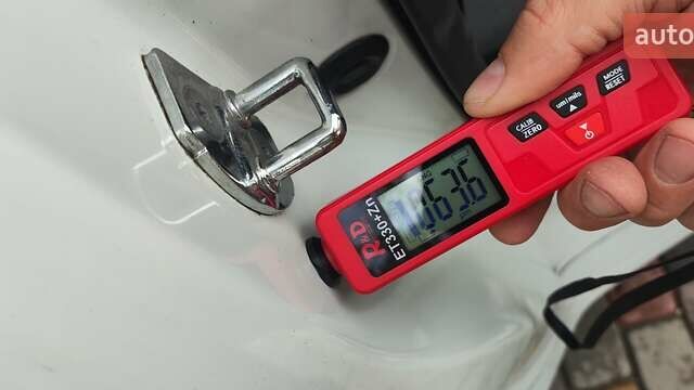 Белый Рено Зое, объемом двигателя 0 л и пробегом 71 тыс. км за 7850 $, фото 51 на Automoto.ua