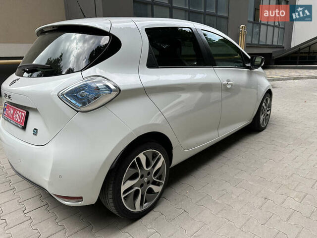 Білий Рено Зое, об'ємом двигуна 0 л та пробігом 134 тис. км за 6399 $, фото 3 на Automoto.ua