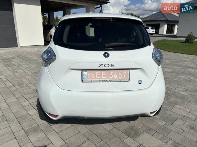 Білий Рено Зое, об'ємом двигуна 0 л та пробігом 84 тис. км за 7700 $, фото 3 на Automoto.ua