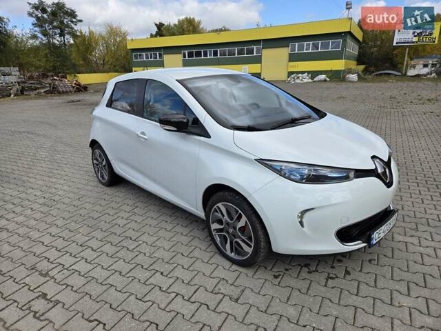 Белый Рено Зое, объемом двигателя 0 л и пробегом 147 тыс. км за 5900 $, фото 9 на Automoto.ua