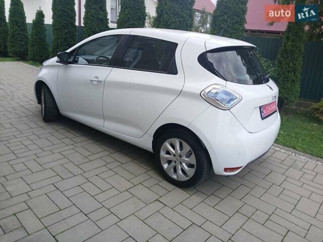 Білий Рено Зое, об'ємом двигуна 0 л та пробігом 71 тис. км за 6700 $, фото 12 на Automoto.ua