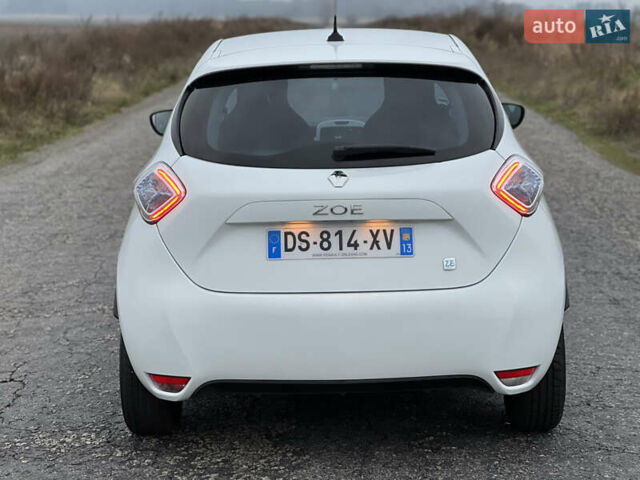 Білий Рено Зое, об'ємом двигуна 0 л та пробігом 84 тис. км за 6499 $, фото 10 на Automoto.ua