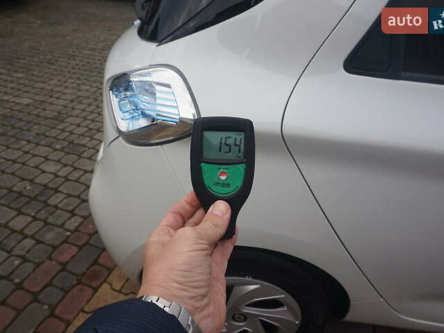 Білий Рено Зое, об'ємом двигуна 0 л та пробігом 112 тис. км за 6777 $, фото 69 на Automoto.ua