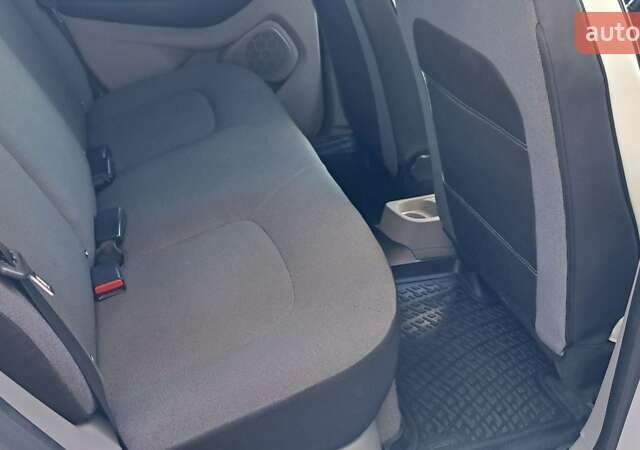 Рено Зое 2016 в Львове на Automoto.ua Белый Рено Зое, объемом двигателя 0 л и пробегом 115 тыс. км за 7100 $, фото 13 на Automoto.ua