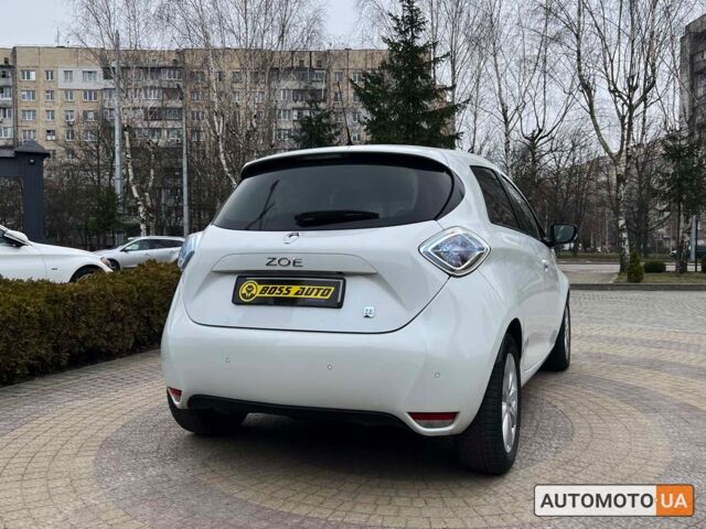 Белый Рено Зое, объемом двигателя 24 л и пробегом 67 тыс. км за 8500 $, фото 6 на Automoto.ua