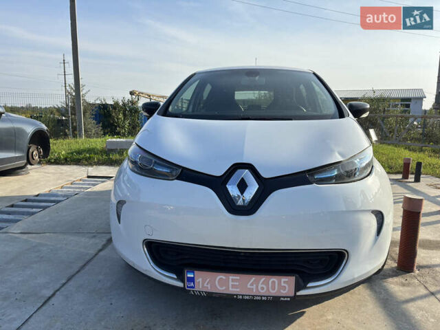 Білий Рено Зое, об'ємом двигуна 0 л та пробігом 68 тис. км за 4900 $, фото 1 на Automoto.ua