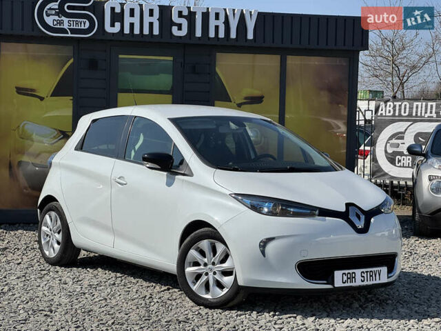 Білий Рено Зое, об'ємом двигуна 0 л та пробігом 98 тис. км за 6900 $, фото 13 на Automoto.ua