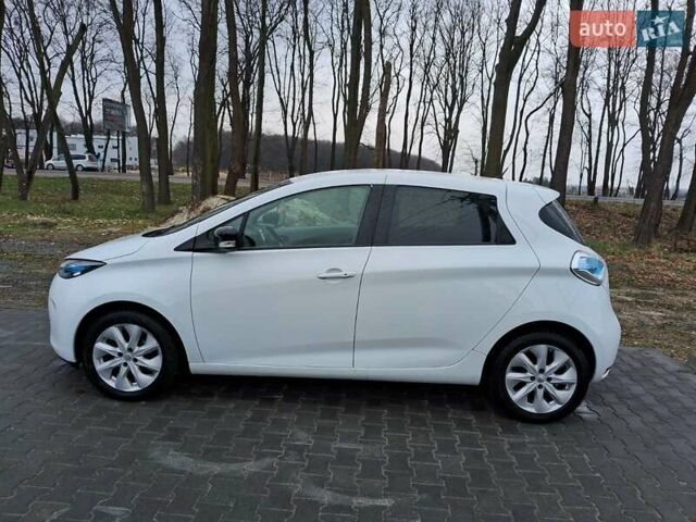 Білий Рено Зое, об'ємом двигуна 0 л та пробігом 85 тис. км за 8500 $, фото 4 на Automoto.ua