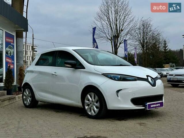 Белый Рено Зое, объемом двигателя 0 л и пробегом 83 тыс. км за 8500 $, фото 3 на Automoto.ua