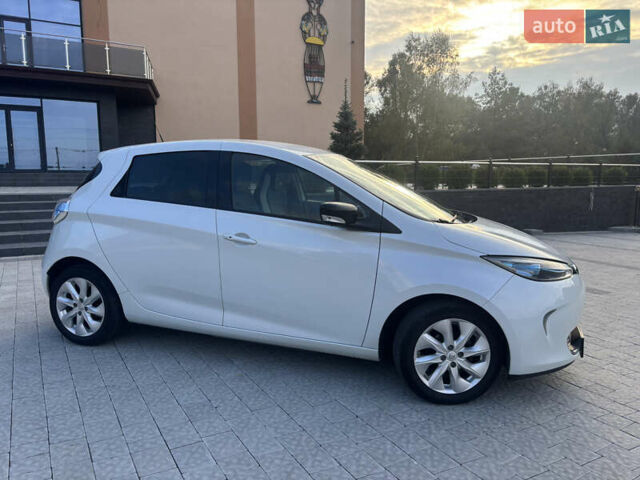 Білий Рено Зое, об'ємом двигуна 0 л та пробігом 118 тис. км за 6900 $, фото 6 на Automoto.ua