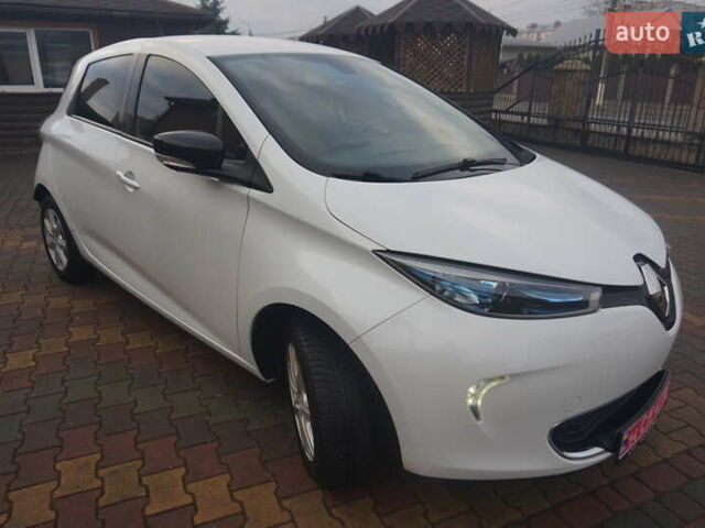 Білий Рено Зое, об'ємом двигуна 0 л та пробігом 111 тис. км за 7555 $, фото 17 на Automoto.ua