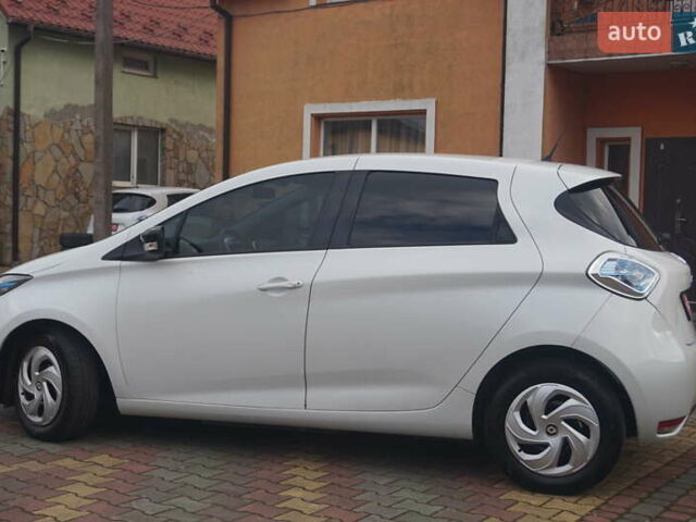 Білий Рено Зое, об'ємом двигуна 0 л та пробігом 112 тис. км за 6777 $, фото 11 на Automoto.ua