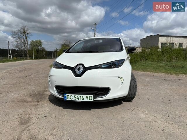 Білий Рено Зое, об'ємом двигуна 0 л та пробігом 59 тис. км за 7850 $, фото 5 на Automoto.ua