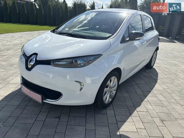 Білий Рено Зое, об'ємом двигуна 0 л та пробігом 84 тис. км за 7700 $, фото 1 на Automoto.ua