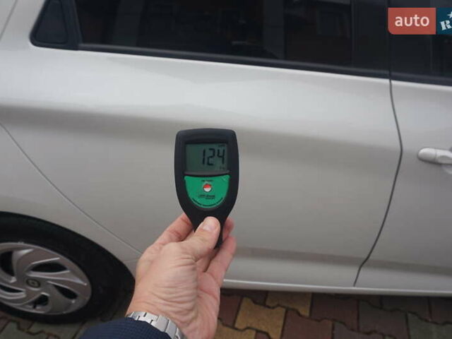 Білий Рено Зое, об'ємом двигуна 0 л та пробігом 112 тис. км за 6777 $, фото 70 на Automoto.ua