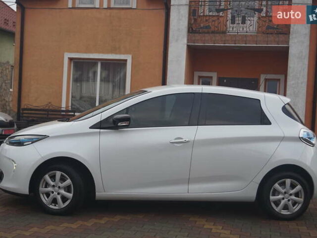 Білий Рено Зое, об'ємом двигуна 0 л та пробігом 111 тис. км за 7555 $, фото 13 на Automoto.ua