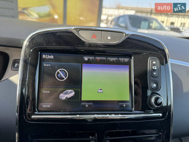 Білий Рено Зое, об'ємом двигуна 0 л та пробігом 98 тис. км за 6900 $, фото 56 на Automoto.ua